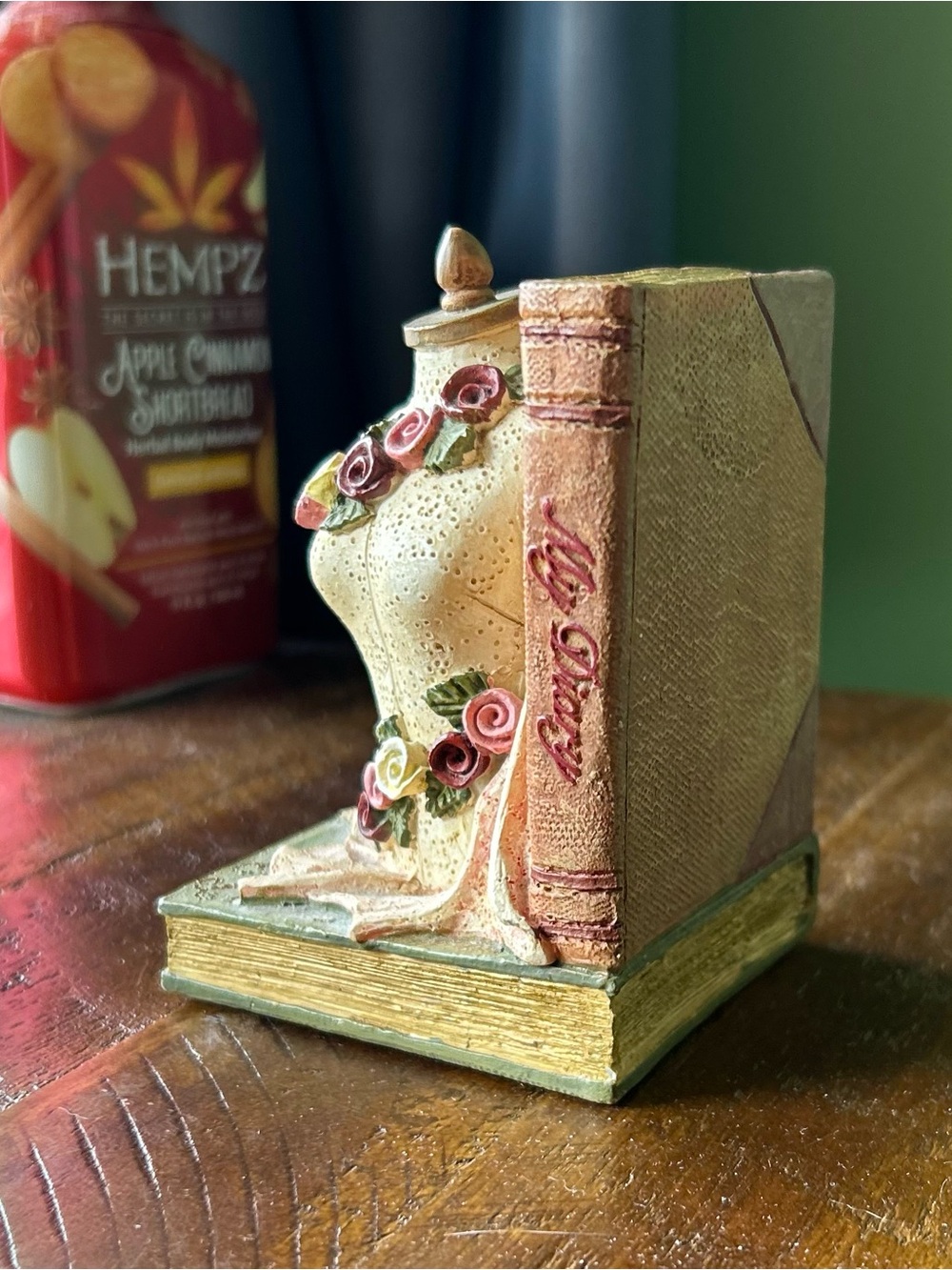 Vintage Seamstress Mannequin Floral Draped Material Bookend - Picture 2 of 9